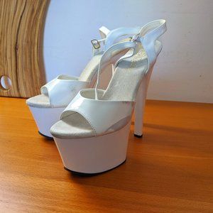 Pleaser Adore 9 White Patent Leather - WORN TWICE